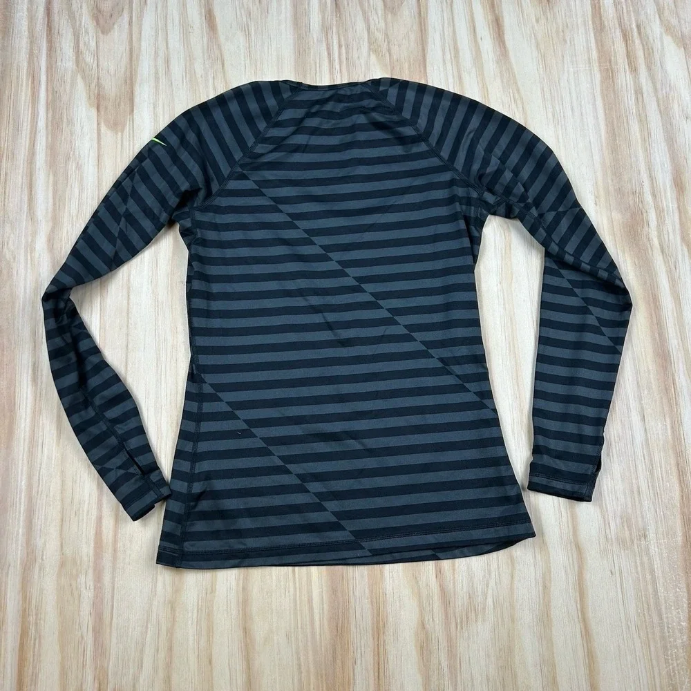 Nike Pro Shirt Womens Medium Gray Black Long‎ Sleeve Athletic Pro Dri-FIT
